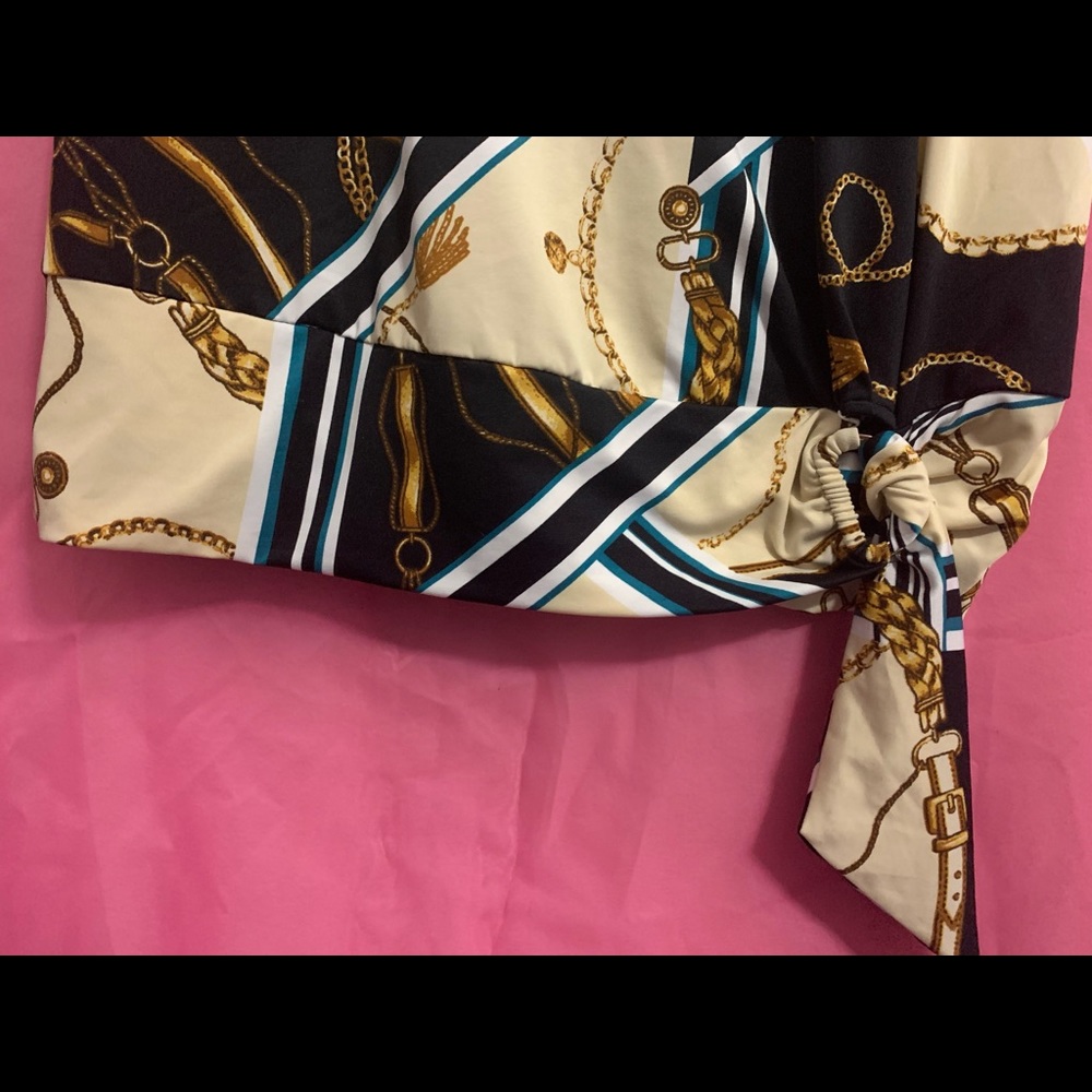 Blouse - Picture 3 of 6